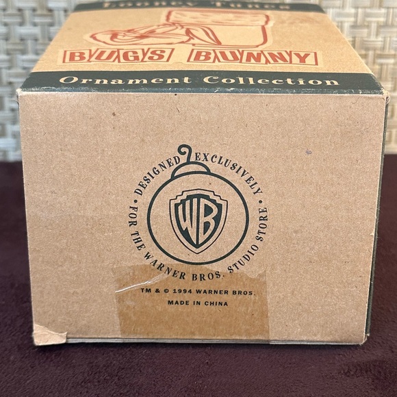 🎄VTG 1994 Looney Tunes Daffy Duck & Bugs Bunny Ceramic Stocking Tree Ornaments - Picture 11 of 13